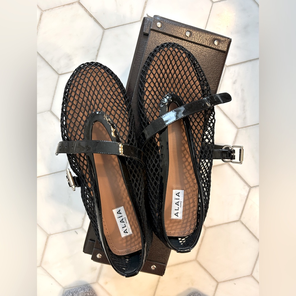 ALAÏA
Mesh Mary Jane Flats